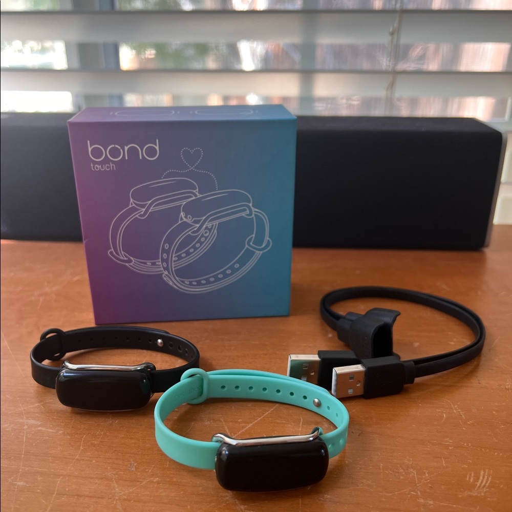 Bond touch bracelets!